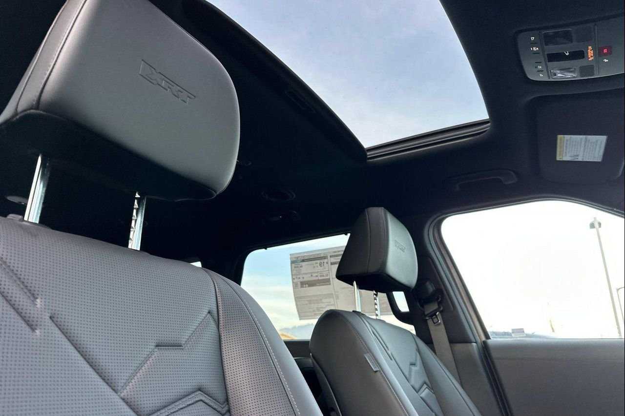 2026 Hyundai Palisade XRT Pro - Photo 16