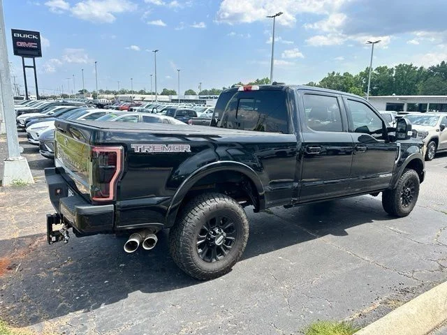 Used 2022 Black Ford Lariat image 21