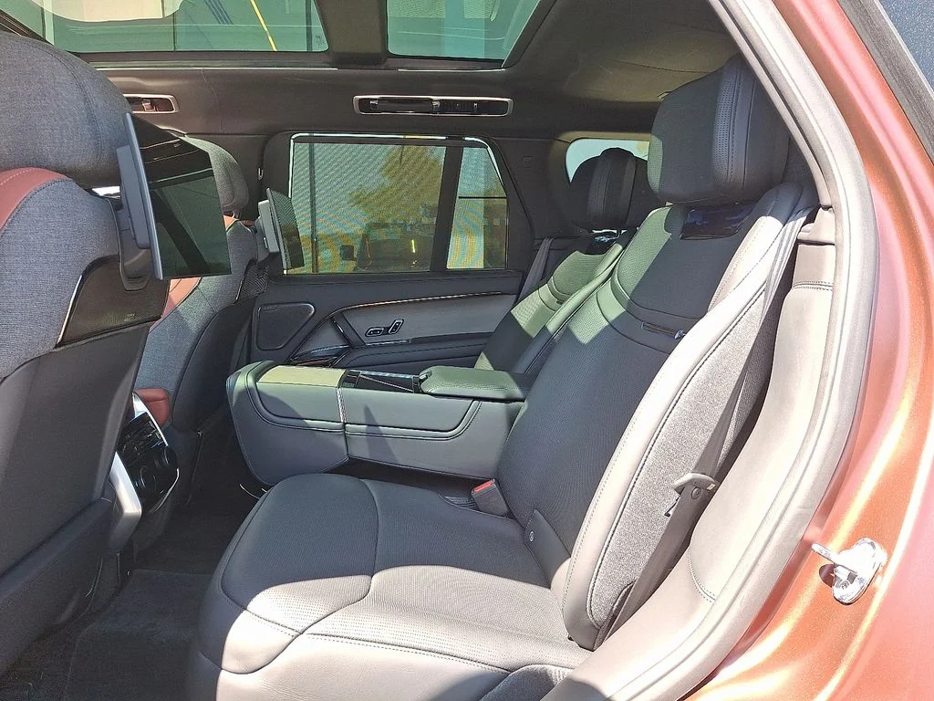 New 2026 Sunrise Copper Satin Land Rover SV image 6