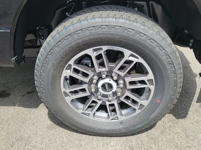 New 2026 Agate Black Metallic Ford Platinum image 6