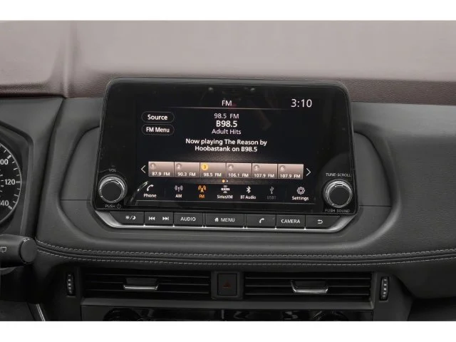 Used 2021 Caspian Blue Me Nissan S image 7