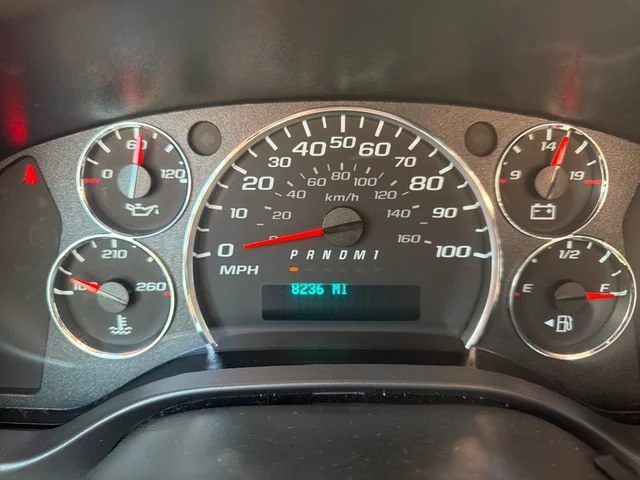Used 2025 Summit White Chevrolet WT image 19