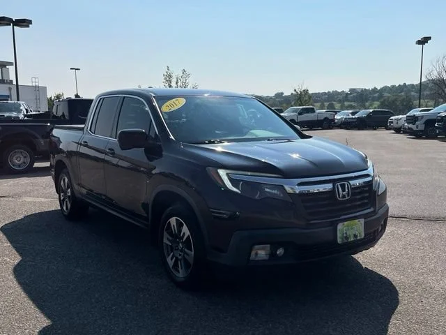 Used 2017 Black Honda RTL-T image 8