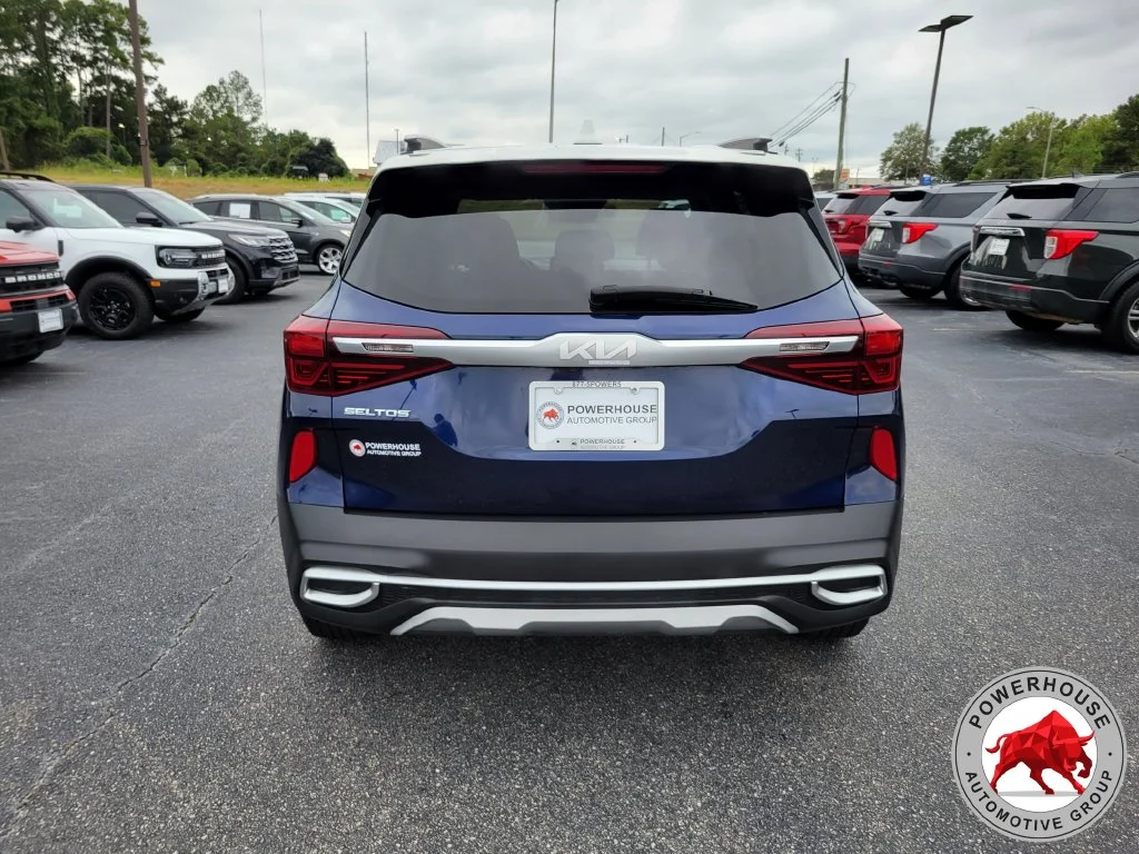Used 2022 Blue Kia S image 4