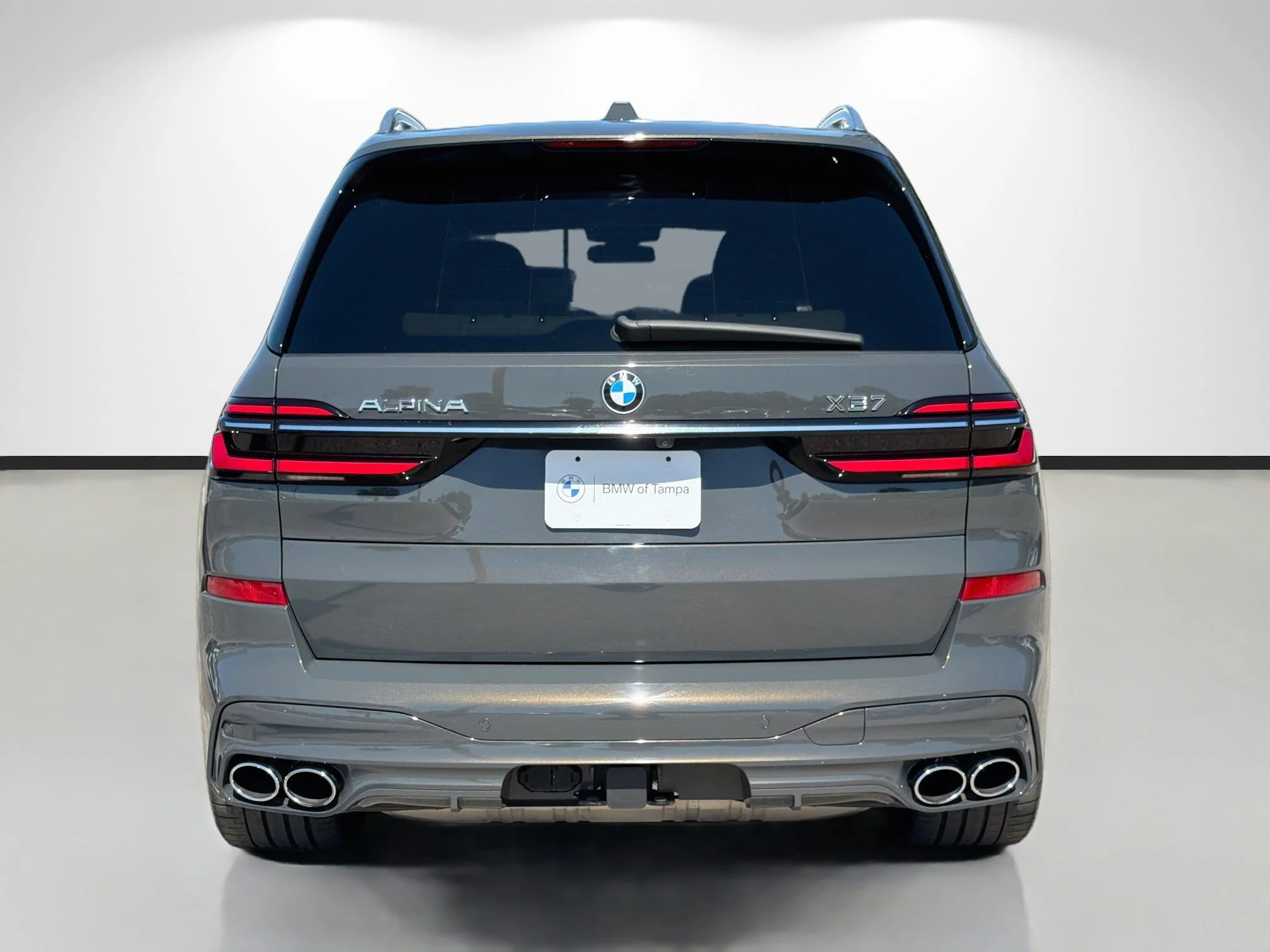 Used 2024 Dravit Grey Metallic BMW ALPINA XB7 image 4