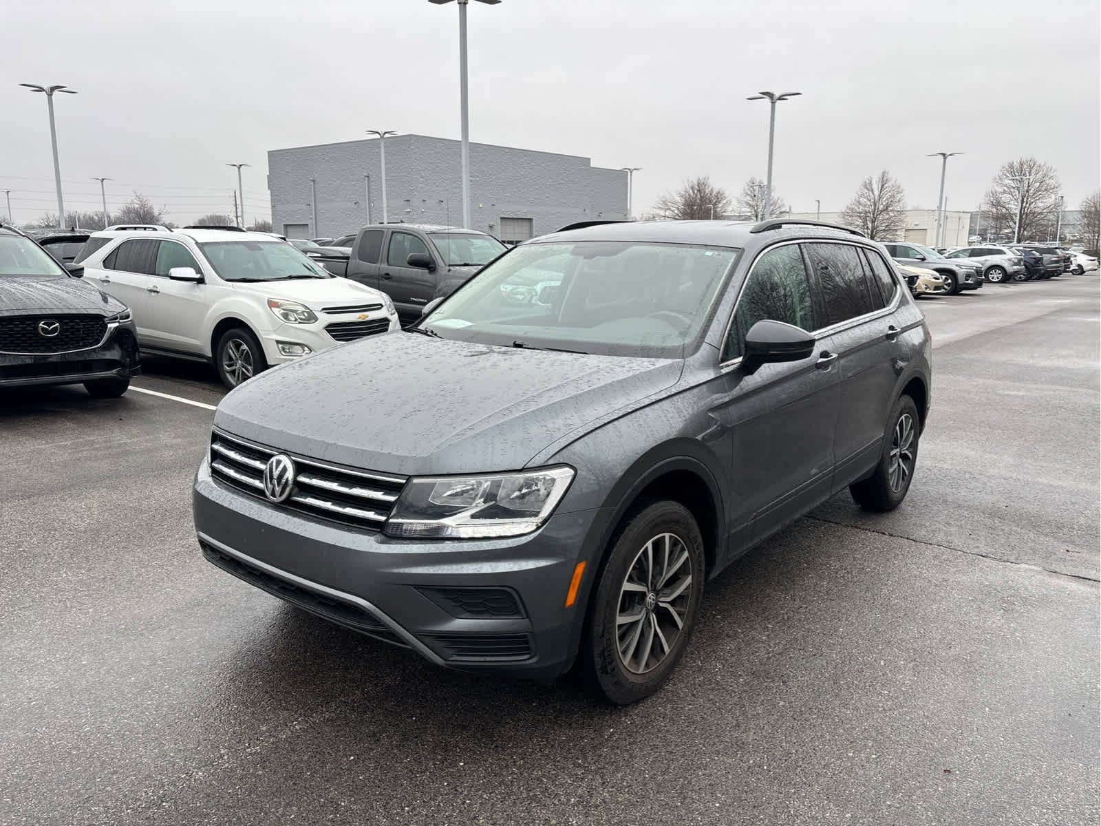 Used 2019 Volkswagen Tiguan SE with VIN 3VV2B7AX5KM126640 for sale in Kansas City
