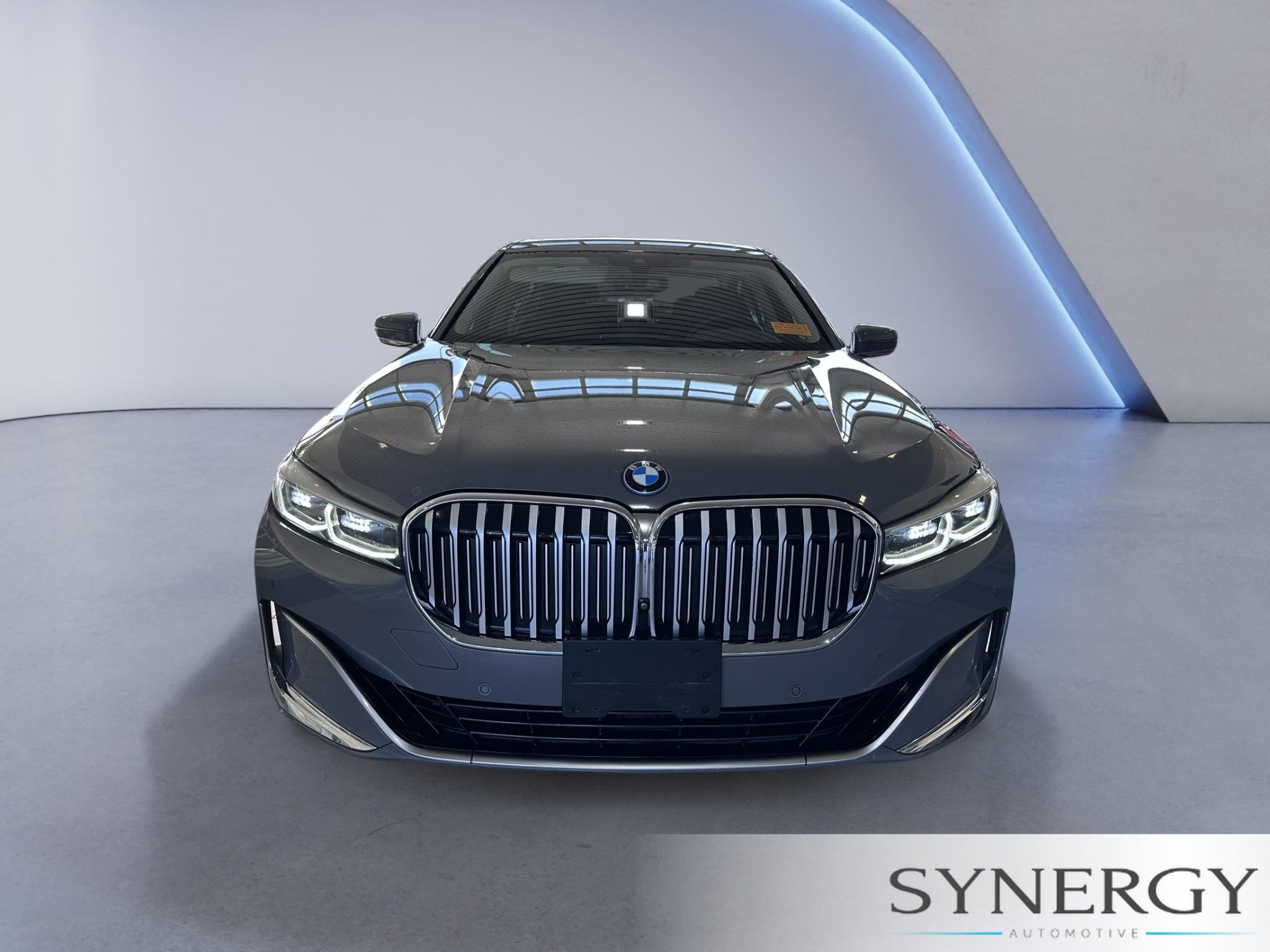 Used 2022 Bernina Grey Amber Effect Metallic BMW 745e xDrive image 2