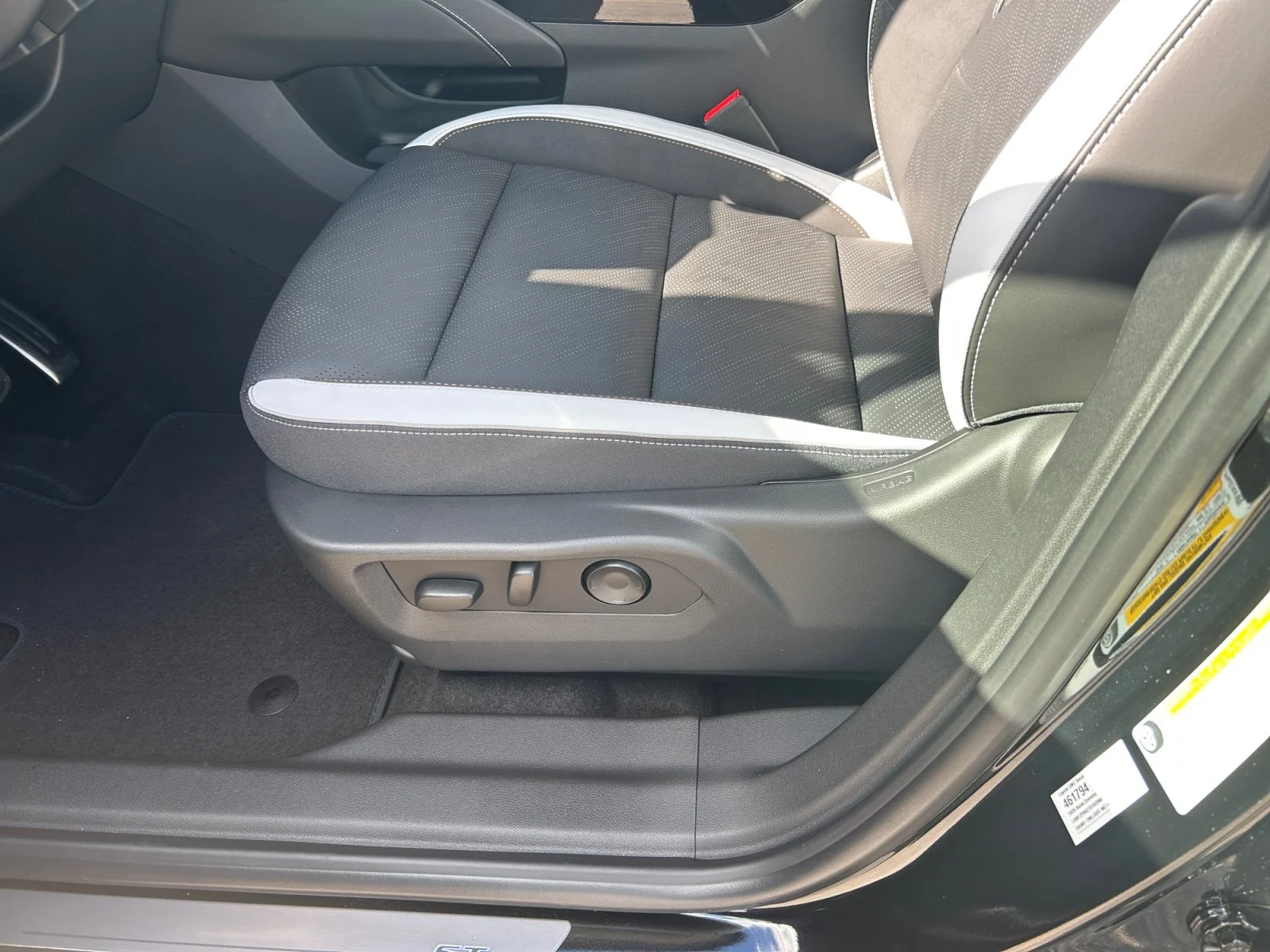 New 2026 Ebony Twilight Metallic Buick Sport Touring AWD image 15