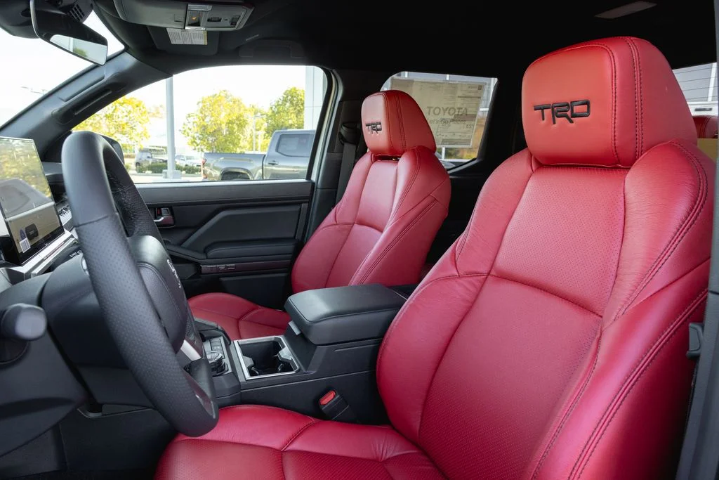 2026 Toyota Tacoma TRD Off Road - Photo 9