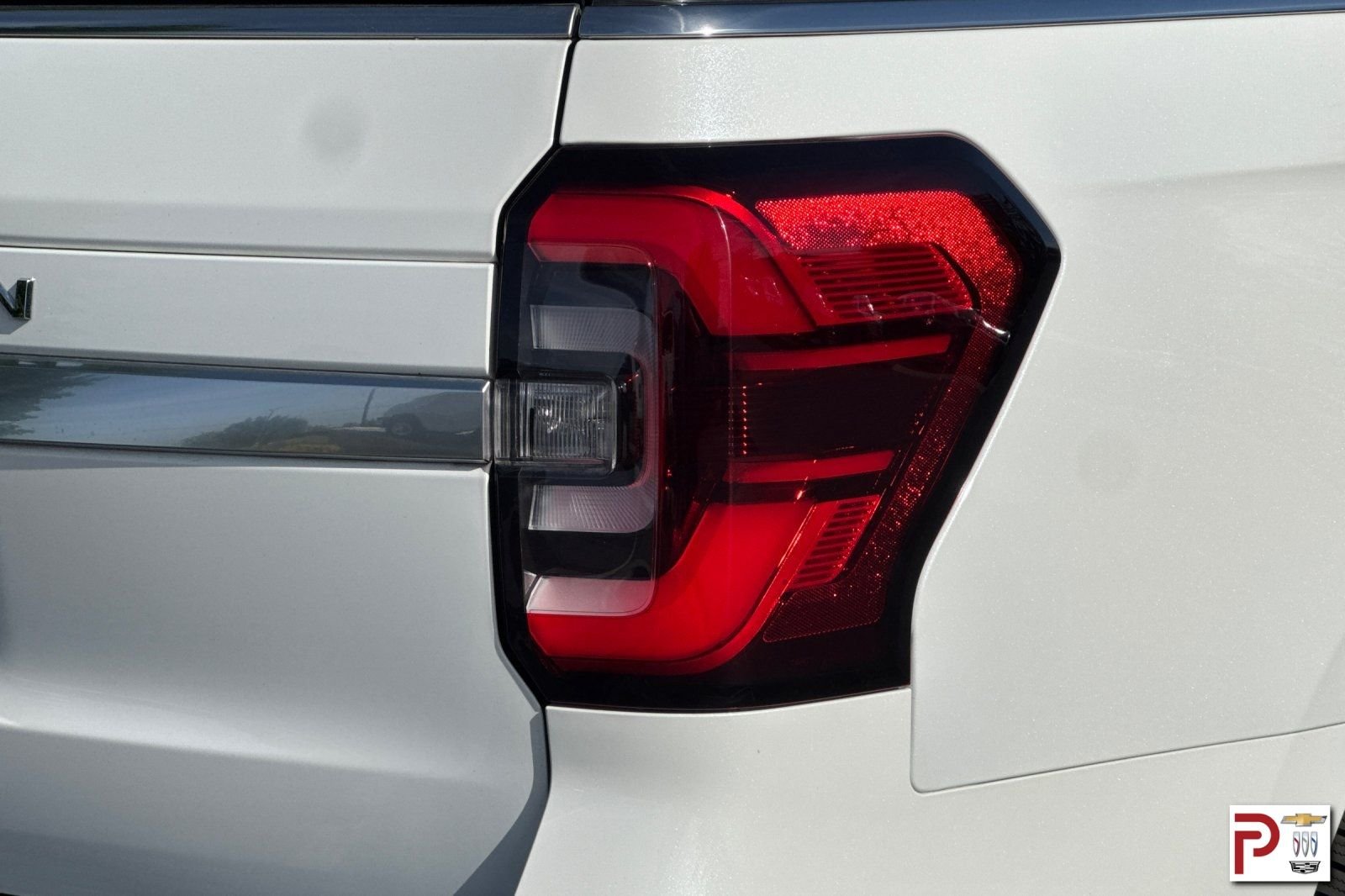 Used 2024 White Ford Platinum image 37