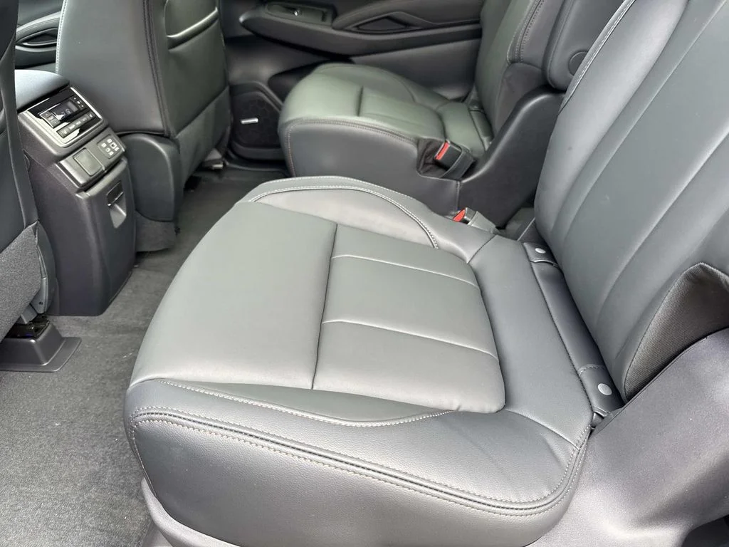 2026 Subaru Ascent Limited Bronze Edition - Photo 16