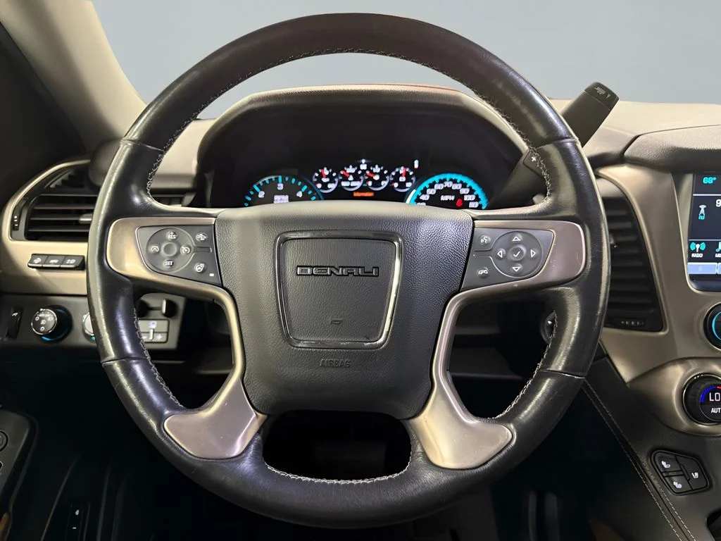 Used 2019 Blue GMC Denali image 22