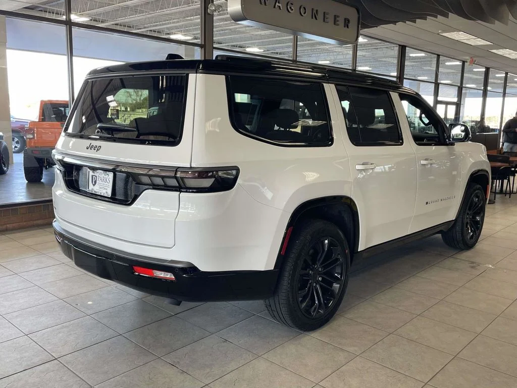 New 2026 Bright White Clear-Coat Exterior Paint Jeep Summit Obsidian image 7