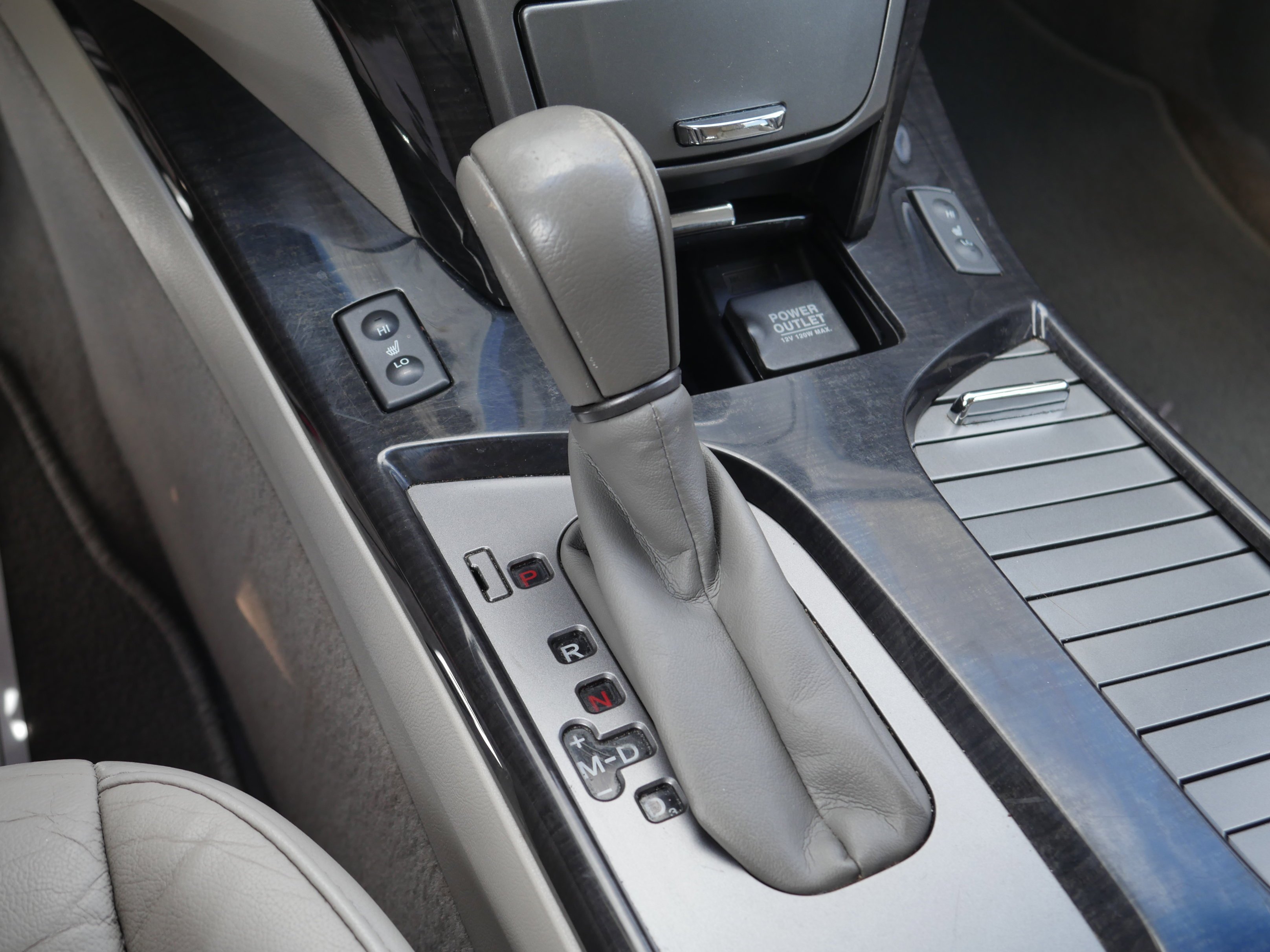 Used 2008 Sterling Gray Metallic Acura  image 14