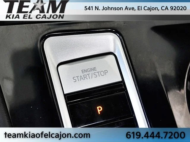 Used 2024  Volkswagen 2.0T SE w/Technology image 28