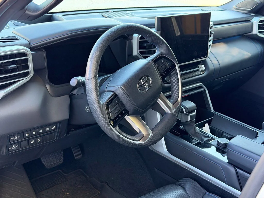 Used 2024 Silver Toyota Platinum image 9