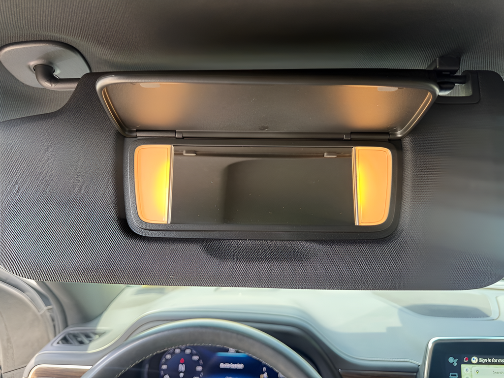 Used 2024 Gray Chevrolet Premier image 33