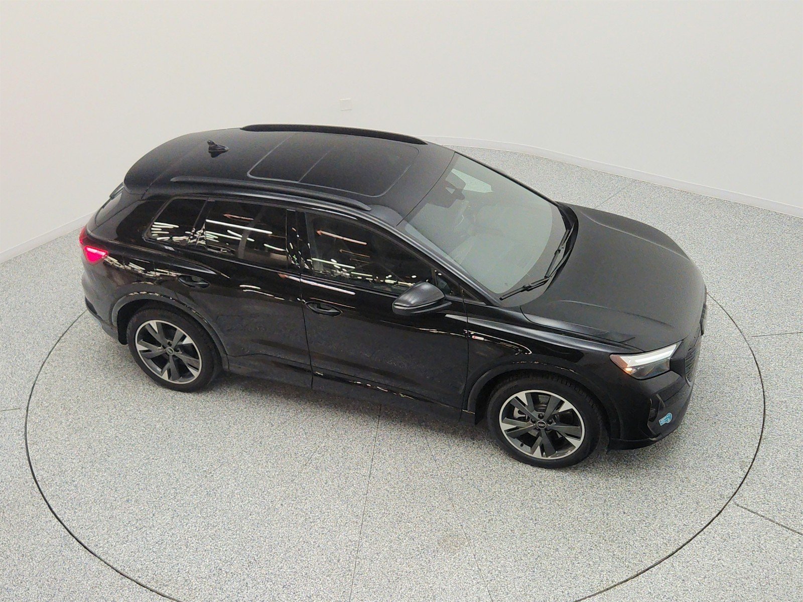 Used 2024 Mythos Black Metallic Audi Premium Plus 55 quattro image 25