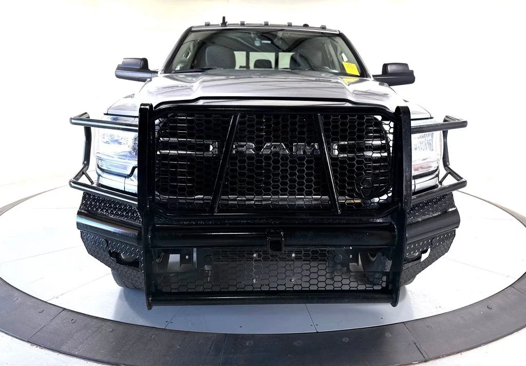 Used 2019 Silver Ram Big Horn image 9