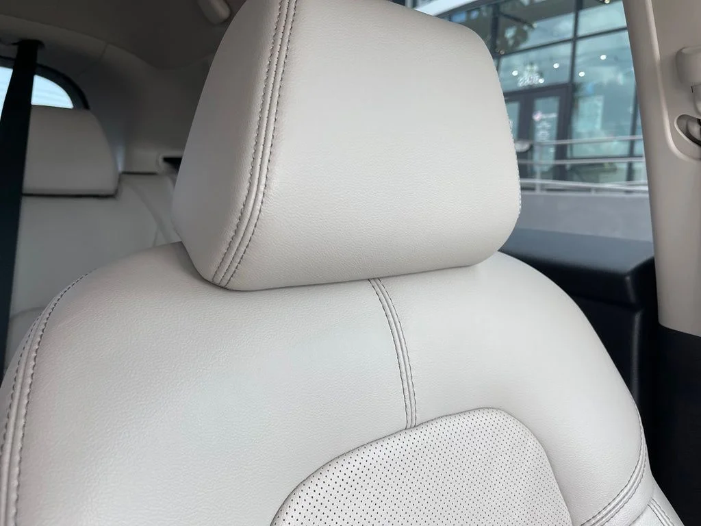 Used 2024  Honda EX-L image 20