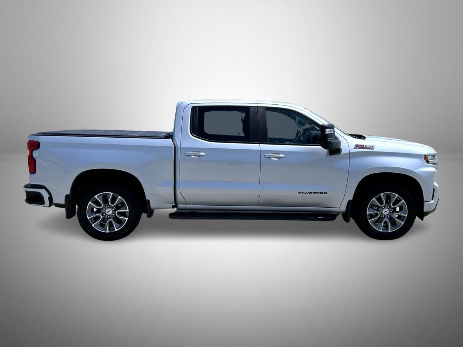 Used 2021 Silver Chevrolet RST image 4