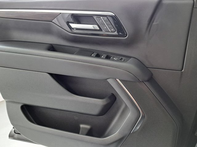 Used 2025 Black Chevrolet LT image 20