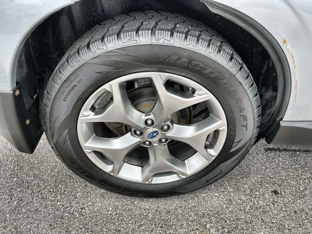 Used 2017 Silver Subaru 2.5i Touring image 21