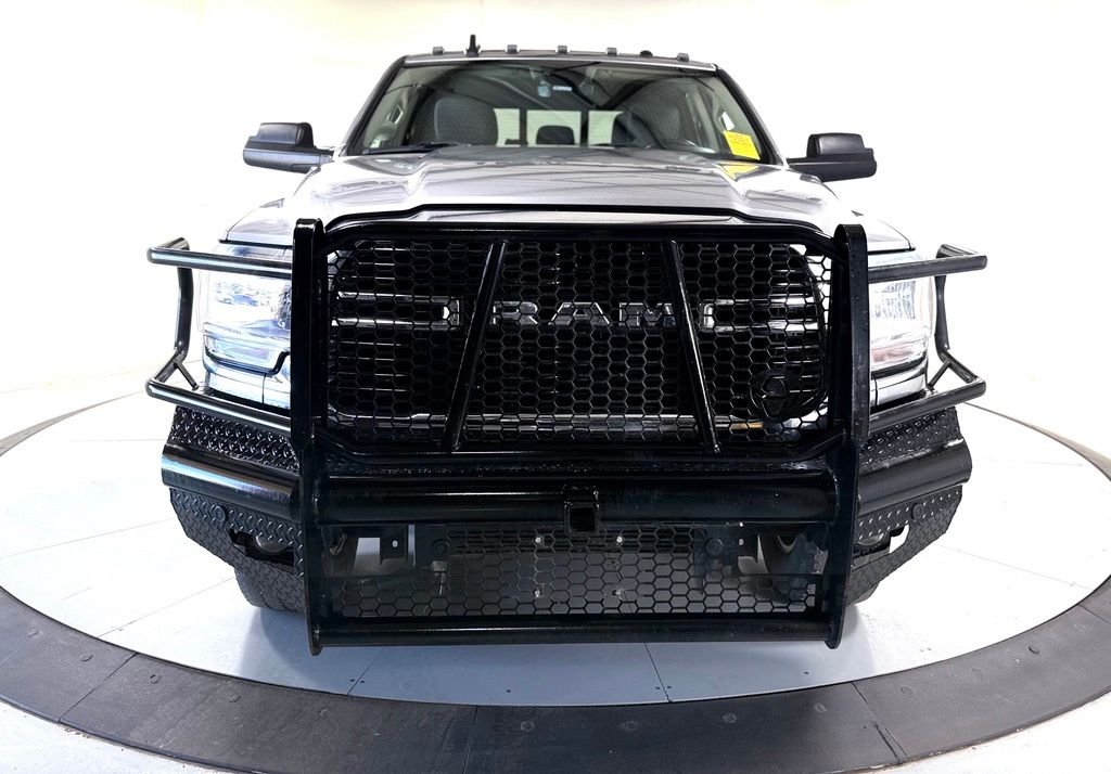 Used 2019 Silver Ram Big Horn image 9