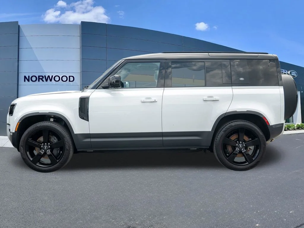 Certified Used 2024 White Land Rover S image 7