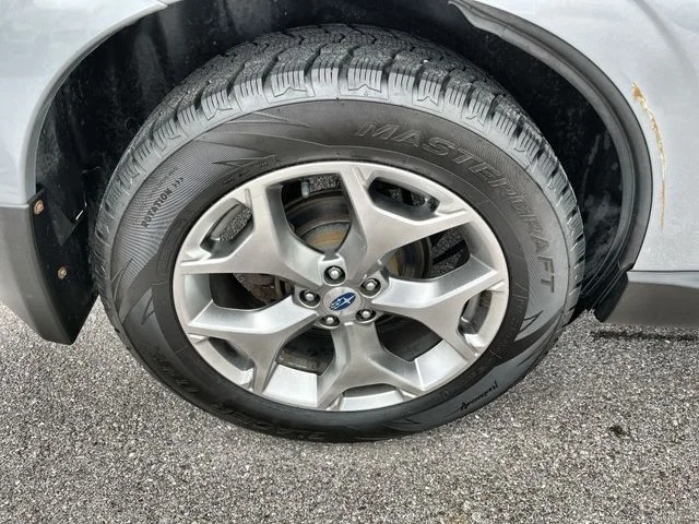 Used 2017 Silver Subaru 2.5i Touring image 21