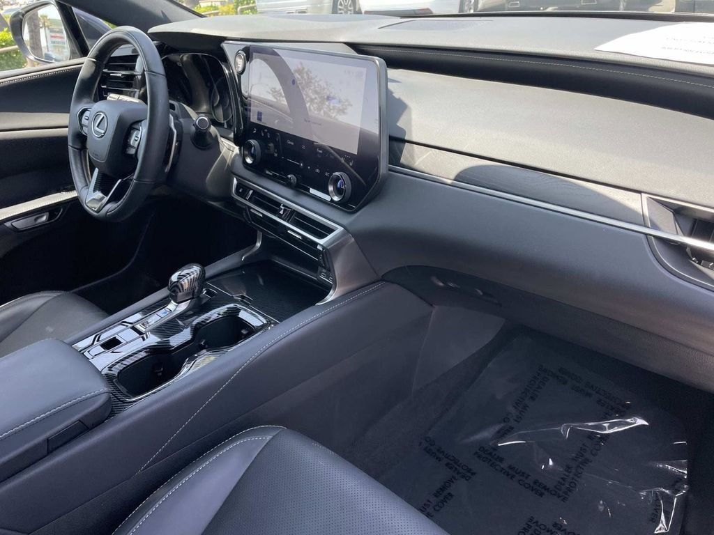 2024 Lexus RX 350 - Photo 29