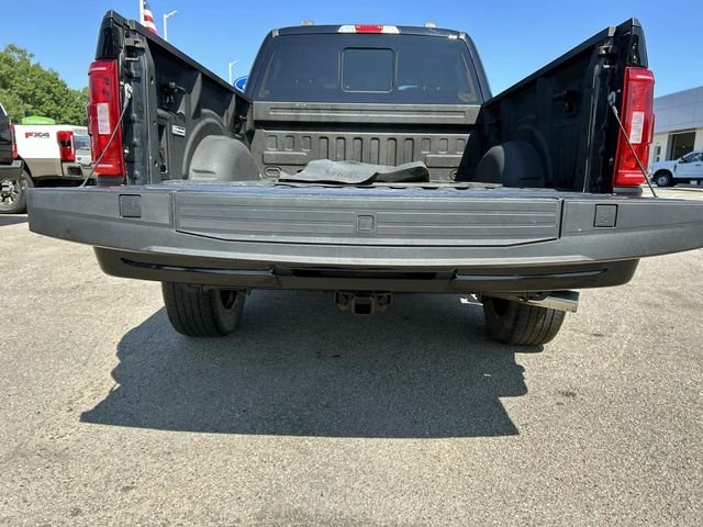 Used 2023 Black Ford XLT image 11