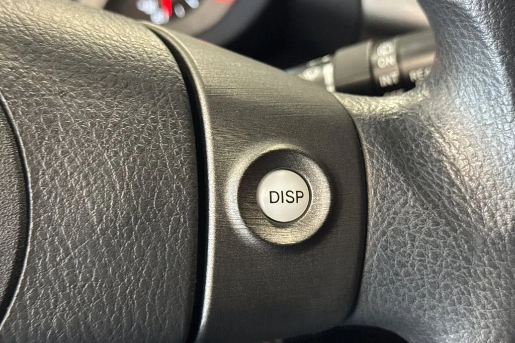 Used 2012 Silver Toyota Sport image 27