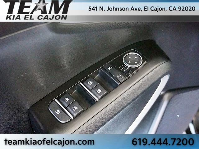 Used 2023 Black Kia S image 23