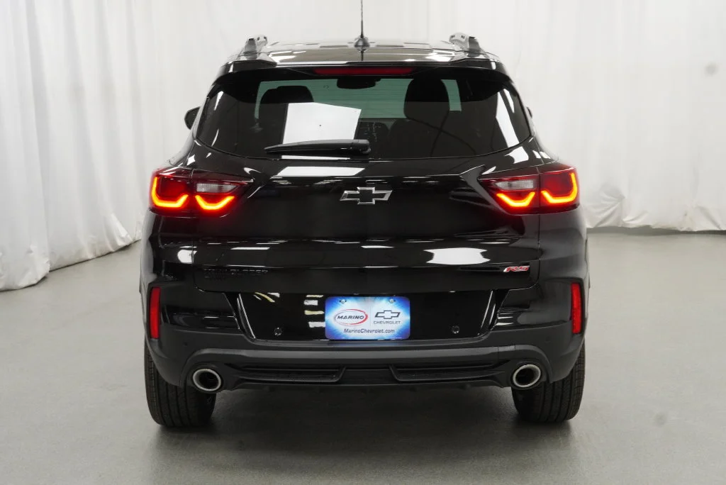 New 2026 Mosaic Black Metallic Chevrolet RS image 15