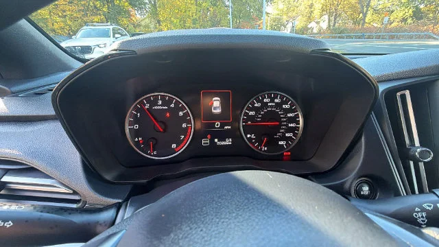 Used 2024 White Subaru Base image 22