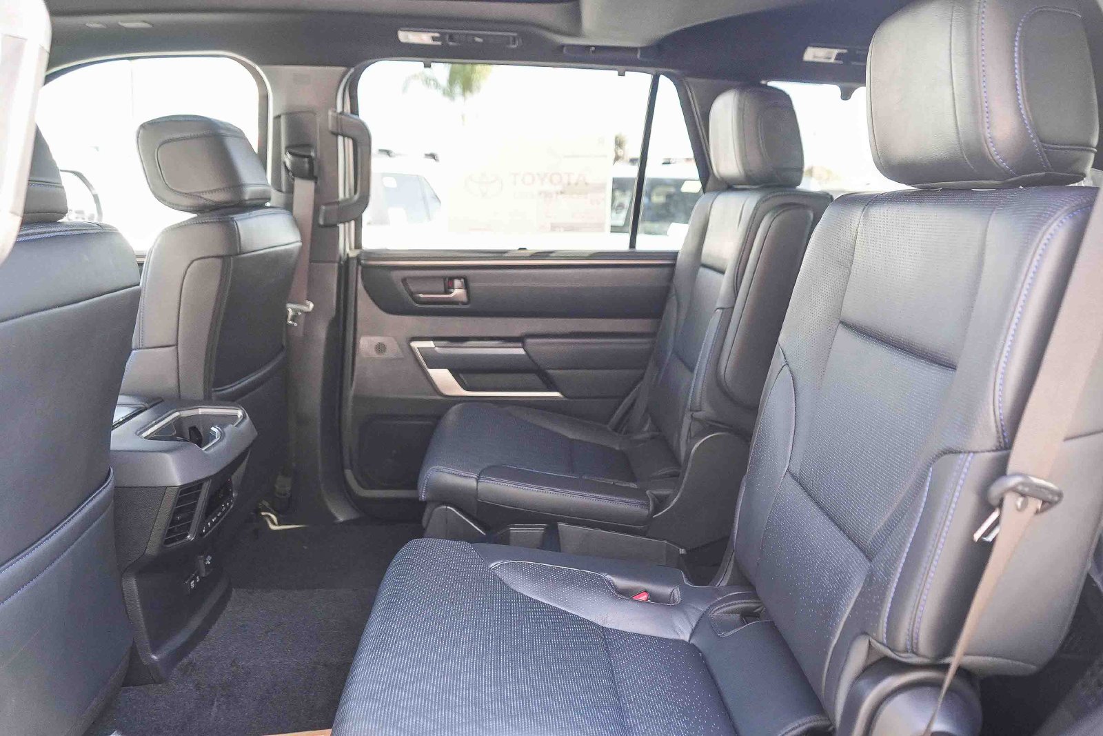 New 2026 Celestial Silver Metallic Toyota  Platinum image 24