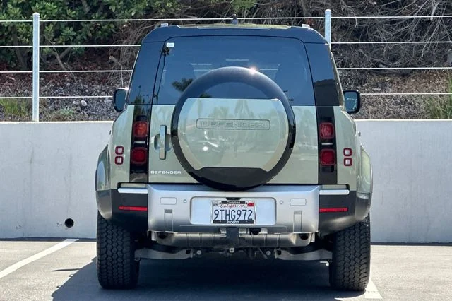 Certified Used 2025 Green Land Rover S image 4