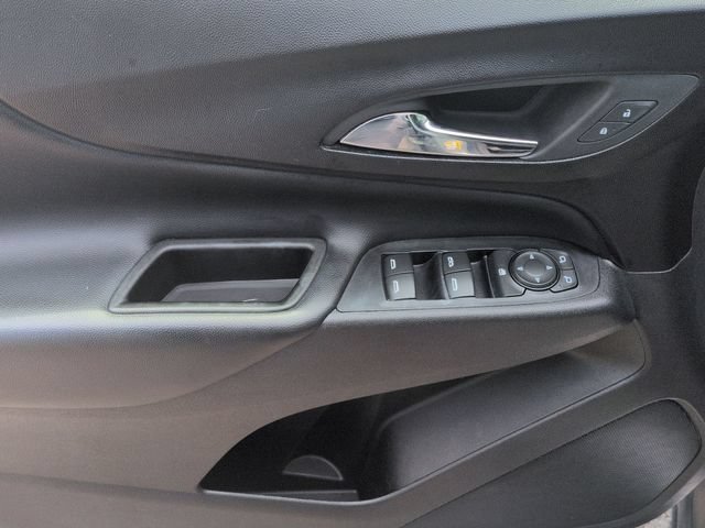 Used 2020 SILVER ICE METALLIC Chevrolet LT image 24