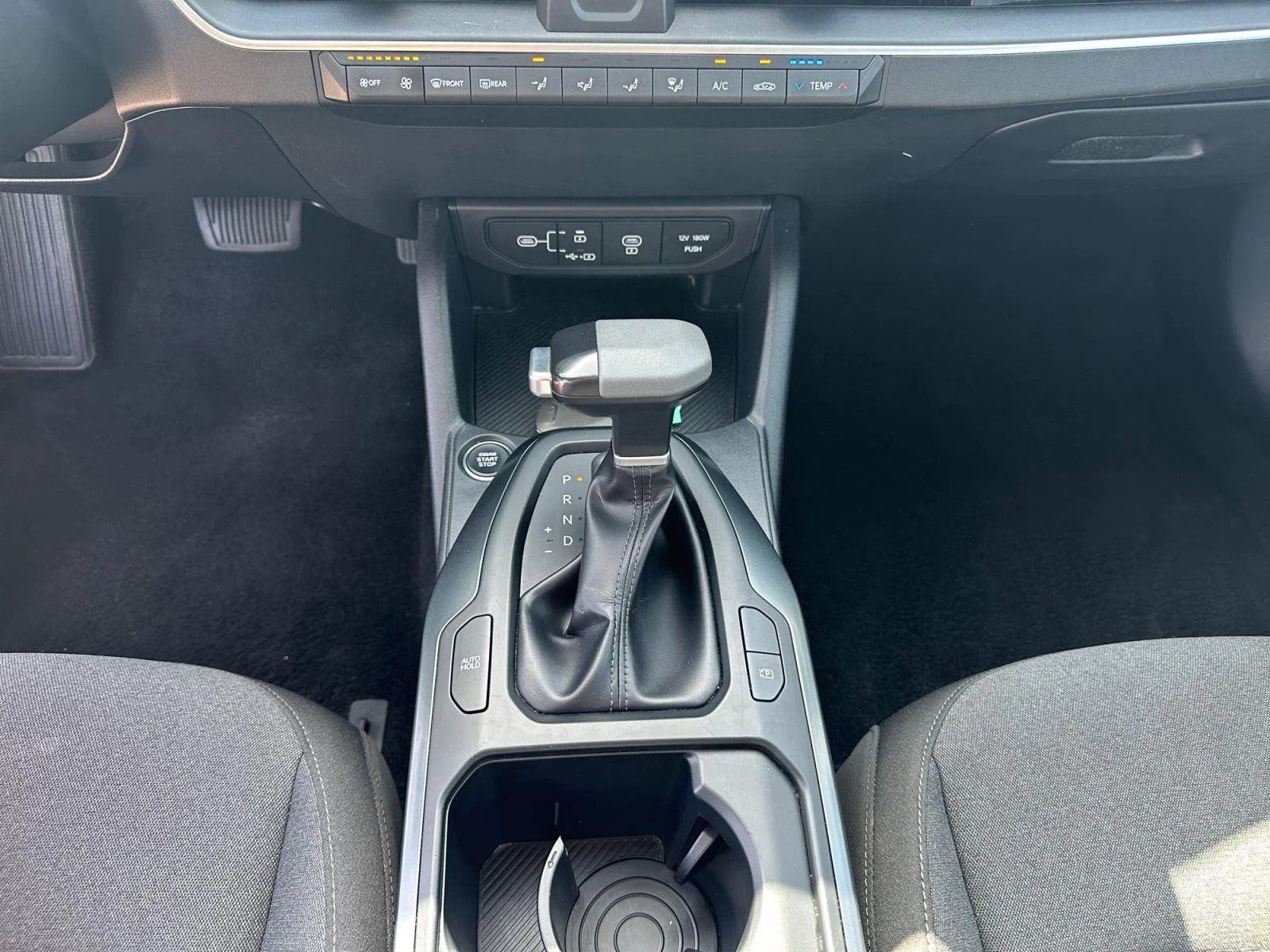 2025 Kia K4 LXS - Photo 12