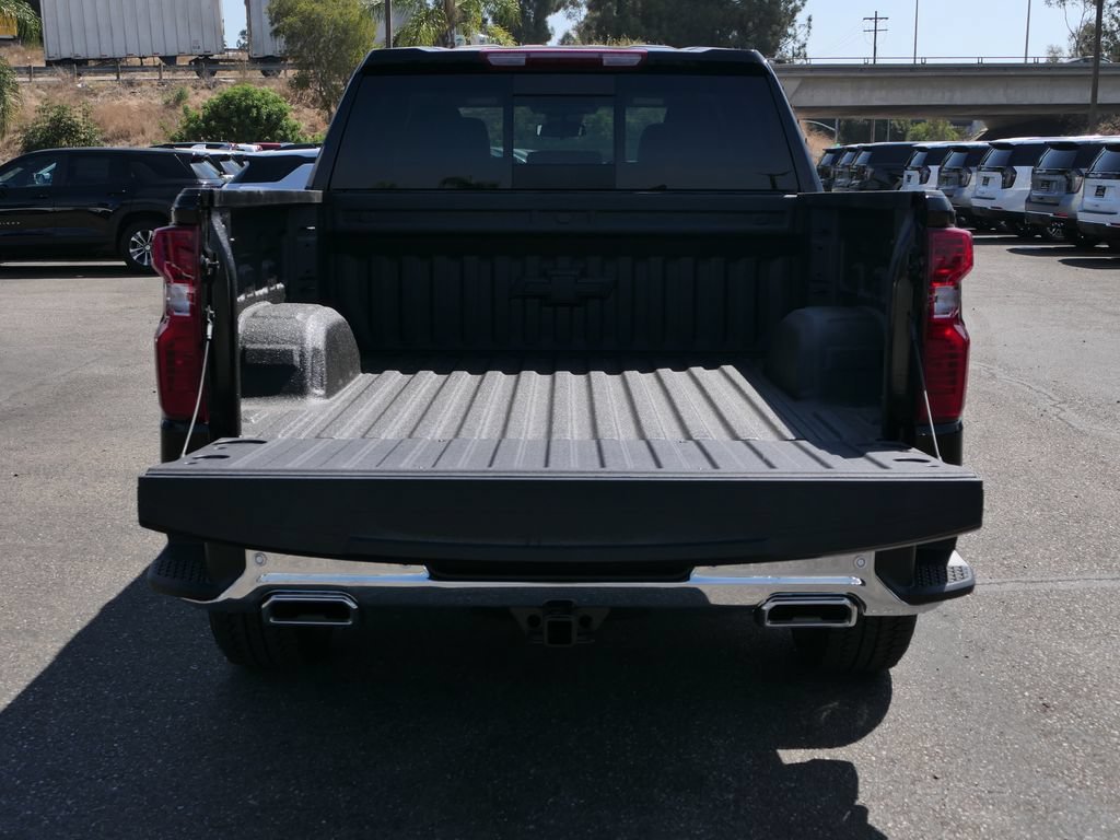 New 2026 Black Chevrolet LT image 6