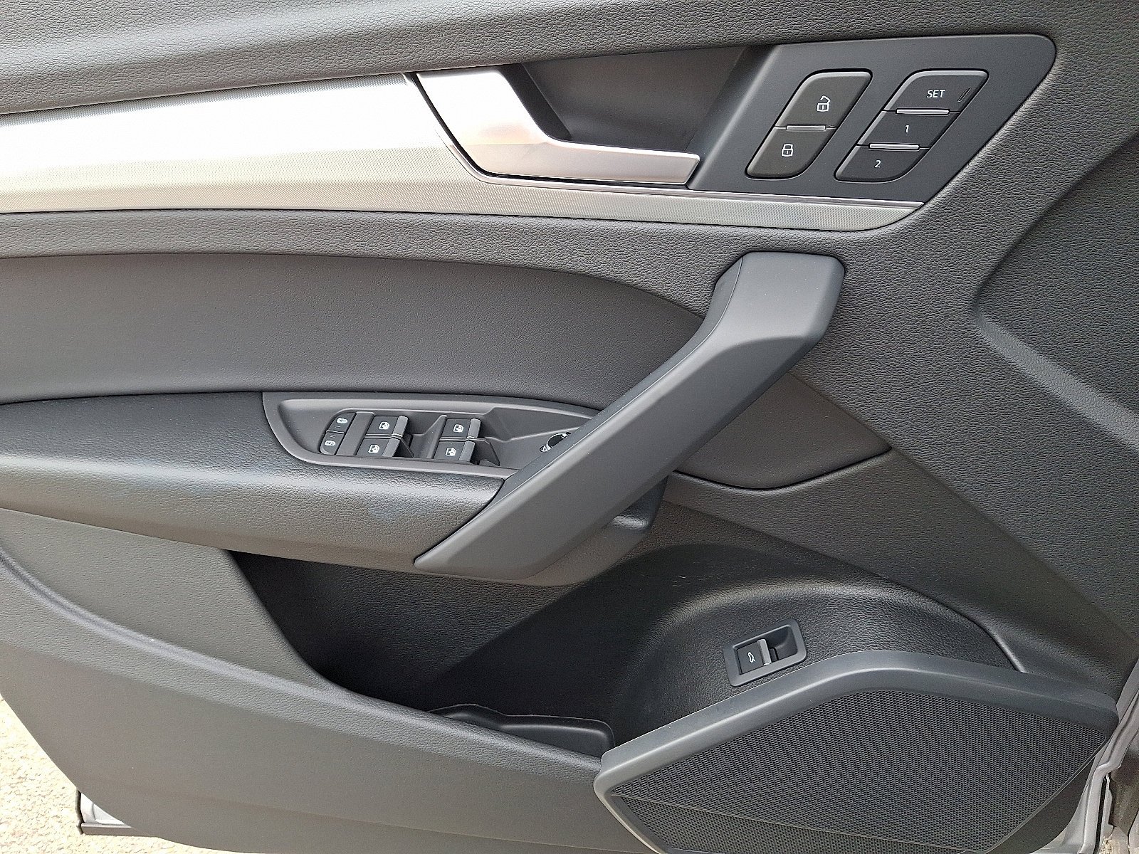 2025 Audi Q5 Premium - Photo 12