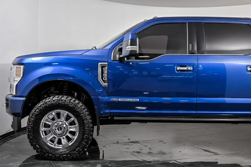 Used 2022 Atlas Blue Ford XL image 11