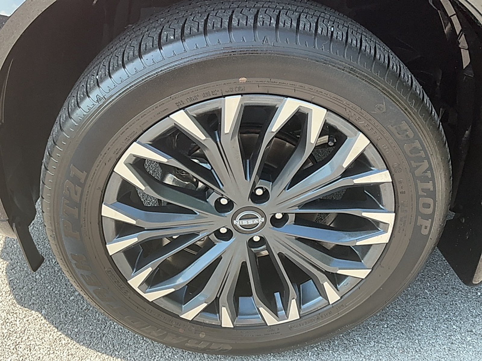 Used 2026 Scarlet Ember Tintcoat Nissan Platinum image 5