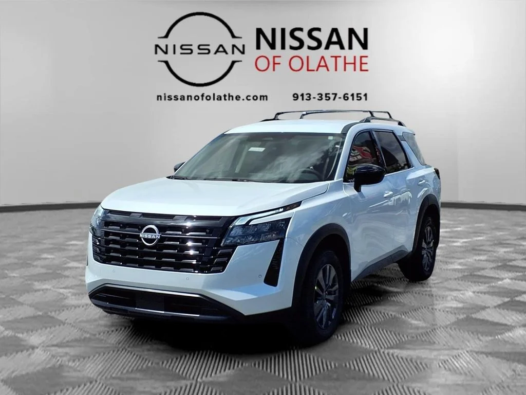 2026 Nissan Pathfinder SV 4WD's photo