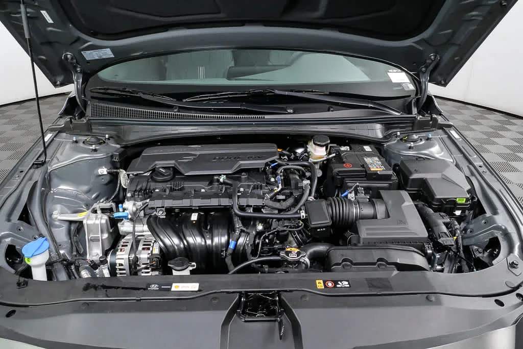 New 2026 Amazon Gray Hyundai SEL Sport image 11