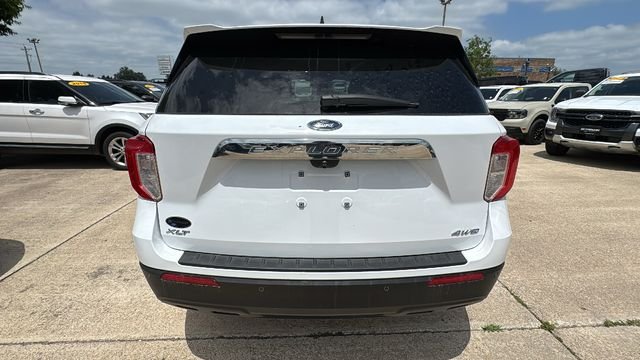 Used 2021 White Ford XLT image 13