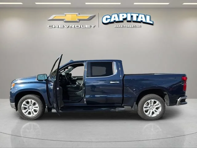 Used 2022 Northsky Blue Metallic Chevrolet LTZ image 9