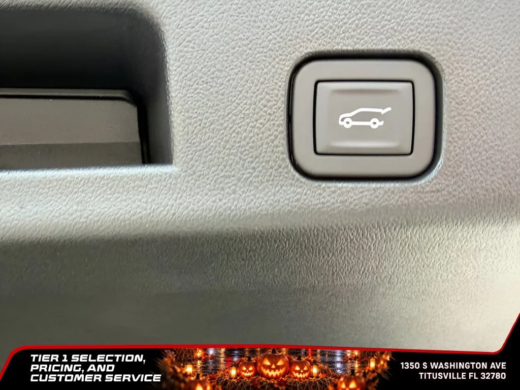 New 2026 Ebony Twilight Metallic GMC Elevation image 19