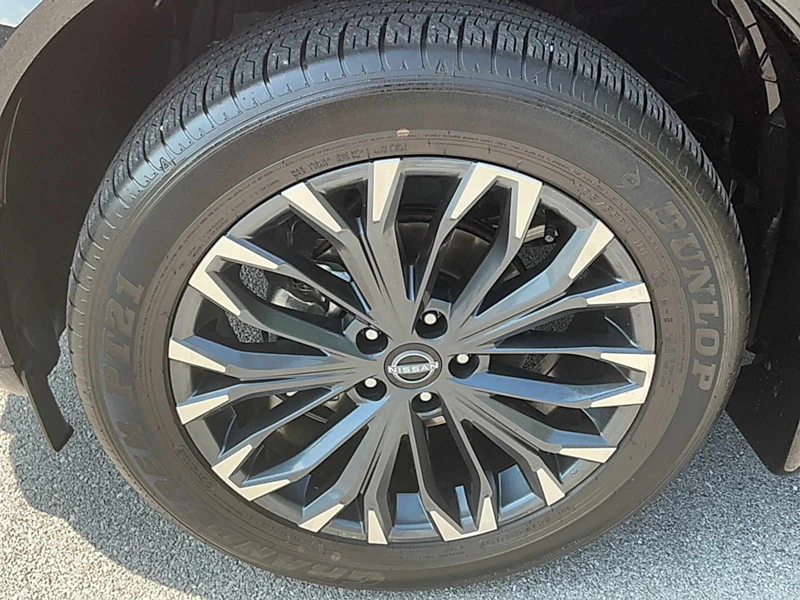 Used 2026 Scarlet Ember Tintcoat Nissan Platinum image 5